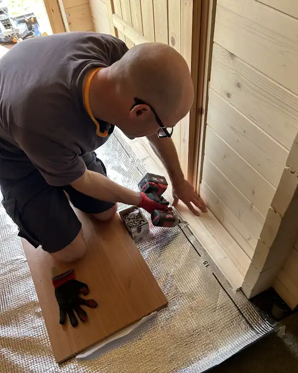 Fitting Tongue & Groove - Flat Pack Somerset